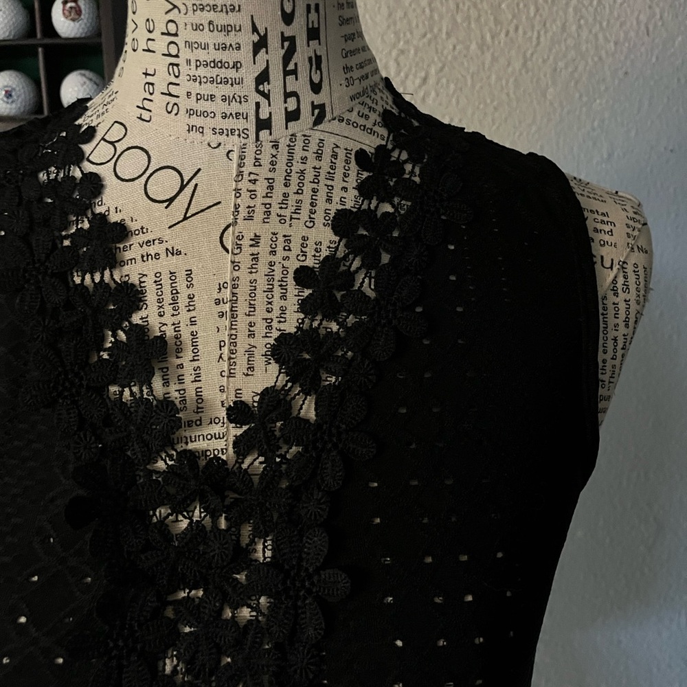 Patterned Blouse - Picture 3 of 6